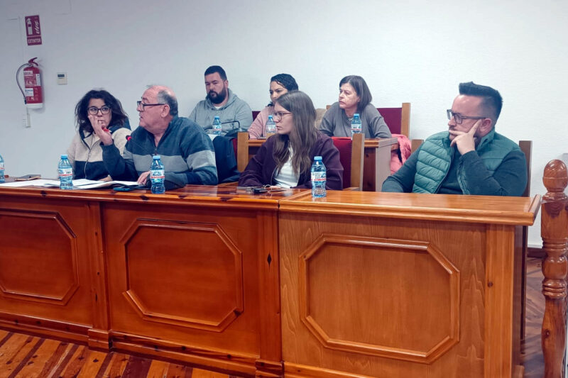 El PSOE aprueba su moción relativa a garantizar los servicios de recogida de basuras en todas las pedanías por igual